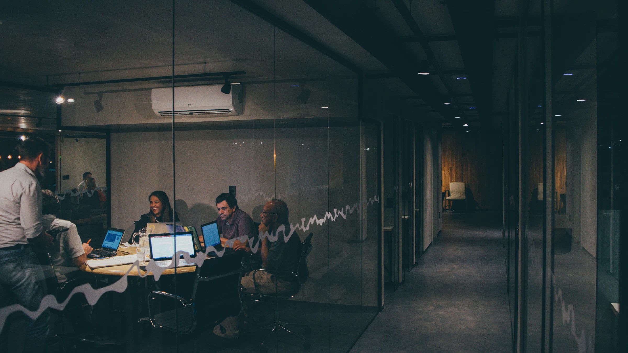 Complete business launch solution combining furniture, equipment, branding and web.